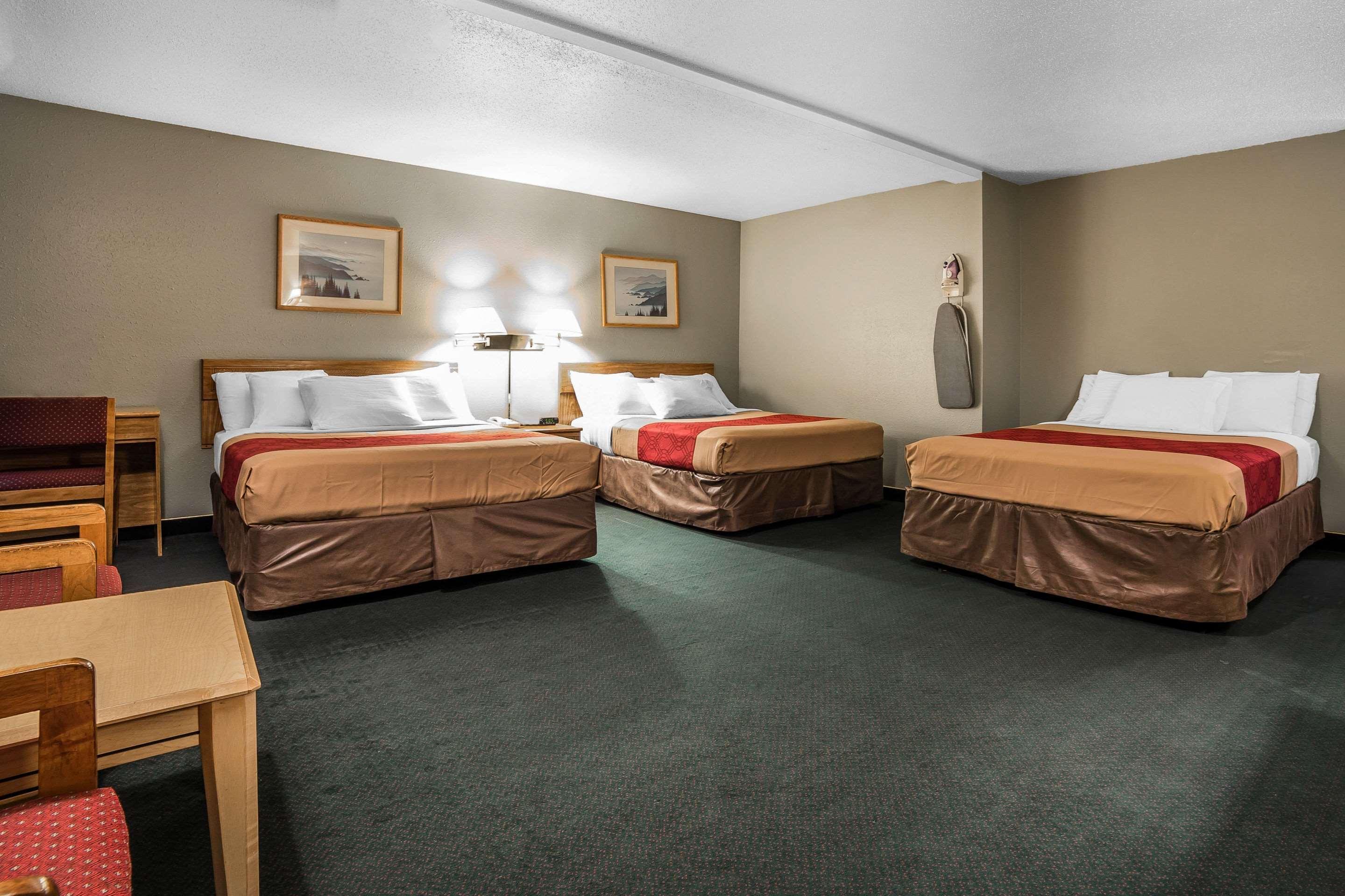 Econo Lodge Laramie Exterior photo