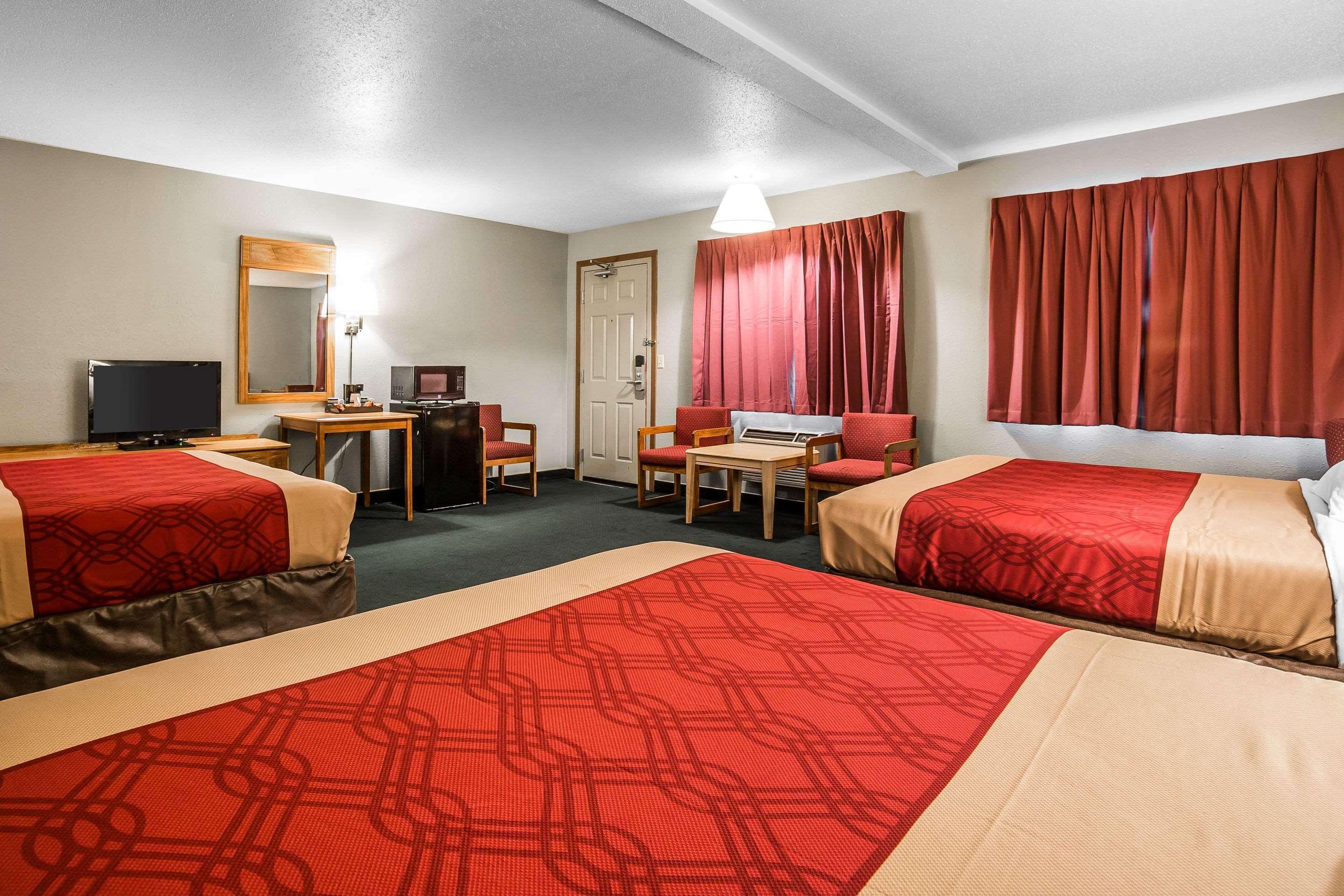 Econo Lodge Laramie Exterior photo
